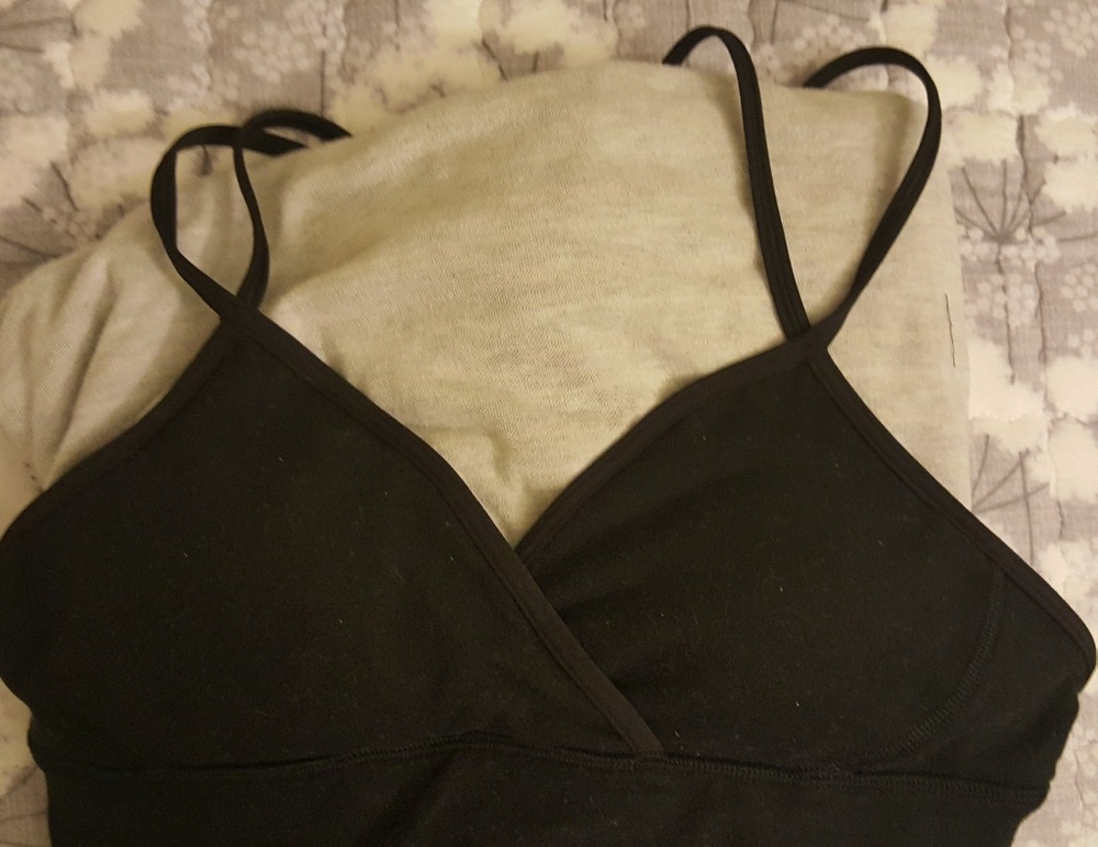 Lululemon Black Sports Bra Size 8